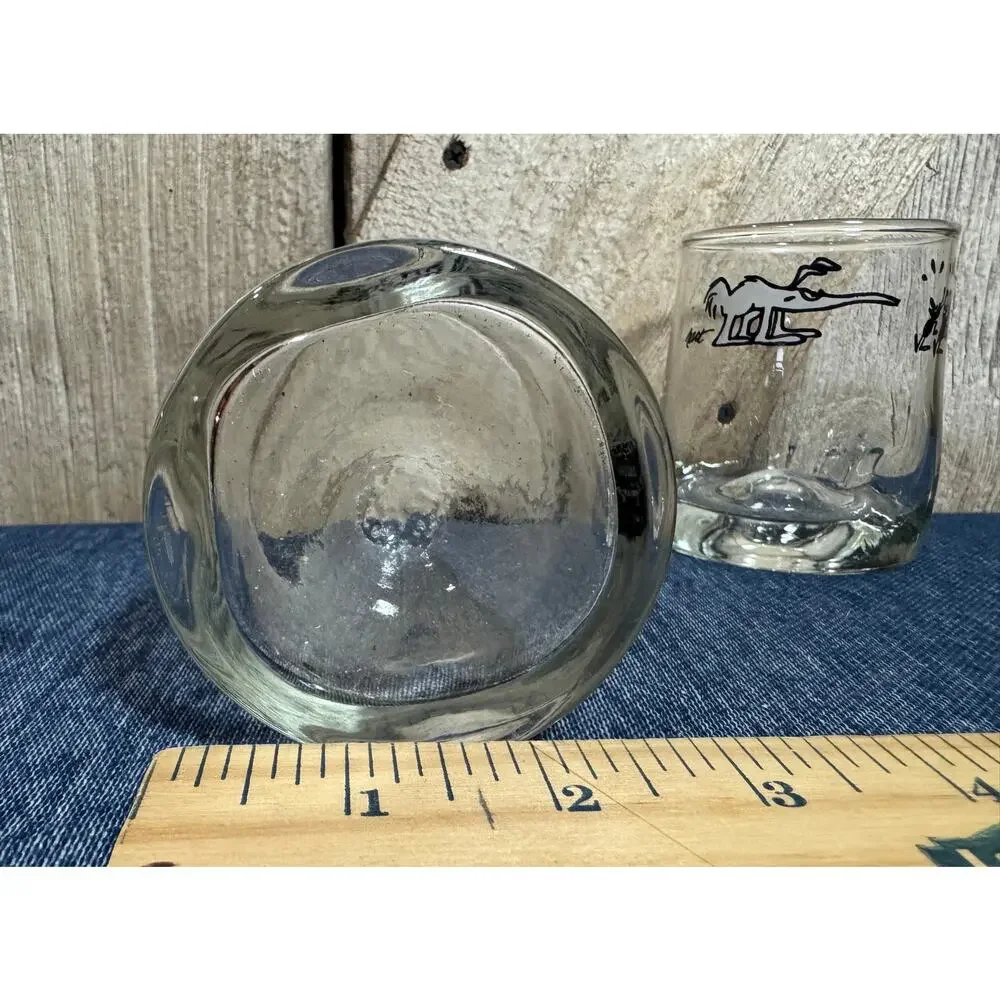 Vintage 1970's Johnny Hart BC Anteater and Ants Set of 7 Pinched Edge Glasses 3